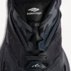 Women’s jet sneaker in black